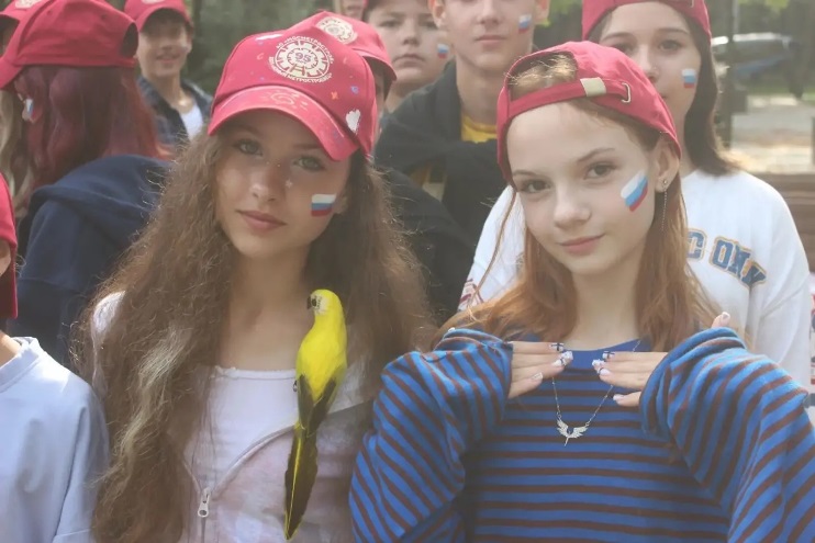День Государственного флага в лагере